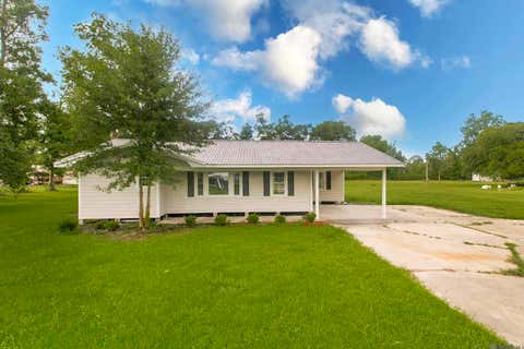 Homes For Sale - 1068 Albert Calais Rd<br/> Saint Martin County, Breaux Bridge, LA 70715