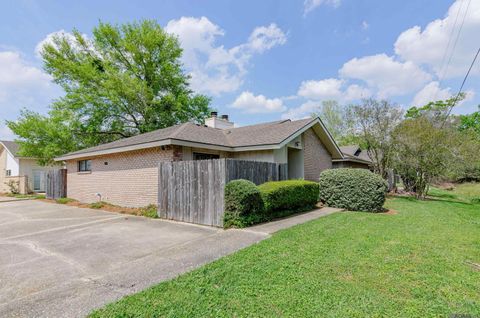 Condo For Sale - 8119 Summa Ave #C<br/> Baton Rouge, LA 70809