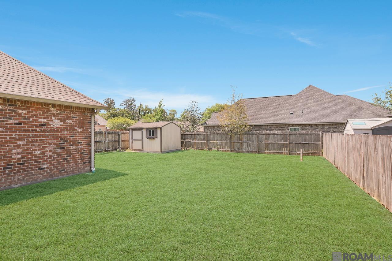 19875 Hearthstone Dr, Denham Springs, Louisiana image 3