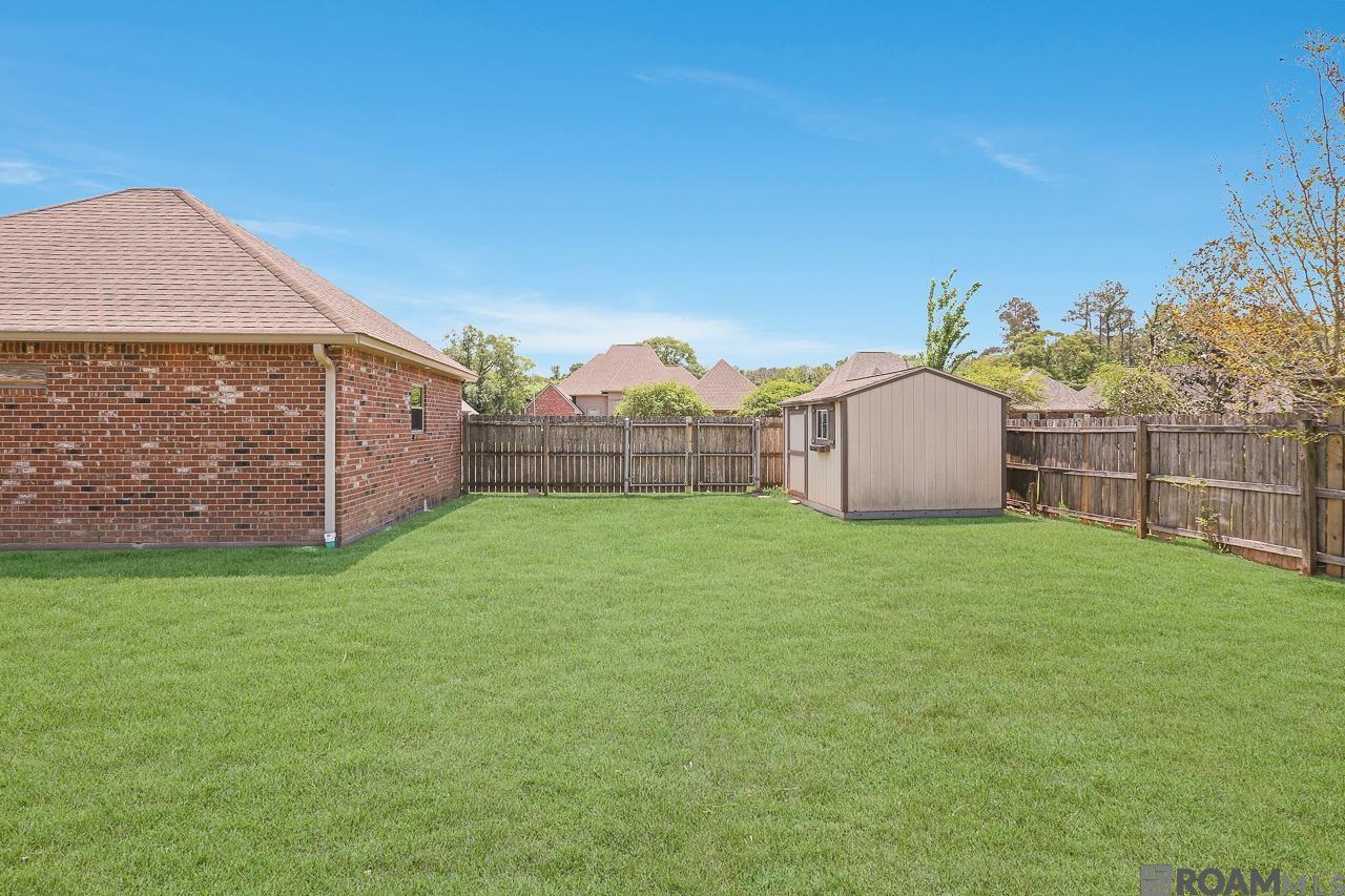 19875 Hearthstone Dr, Denham Springs, Louisiana image 4