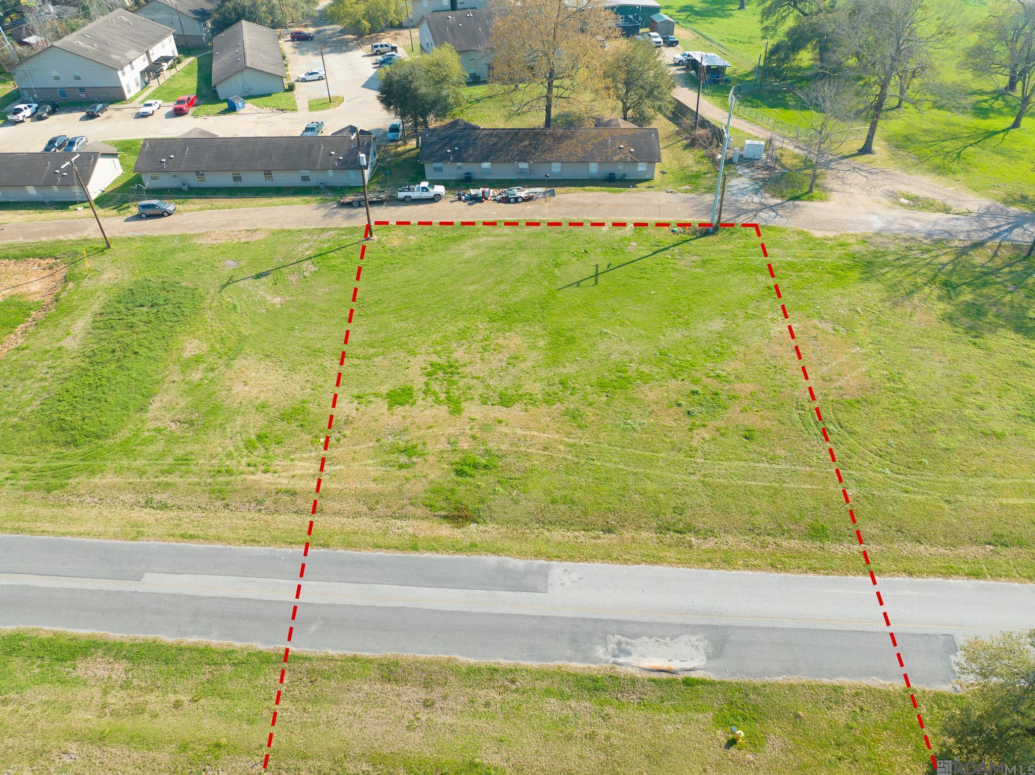 Photo 1 of 5 — 9746 West Feliciana Pkwy, St Francisville, LA 70075