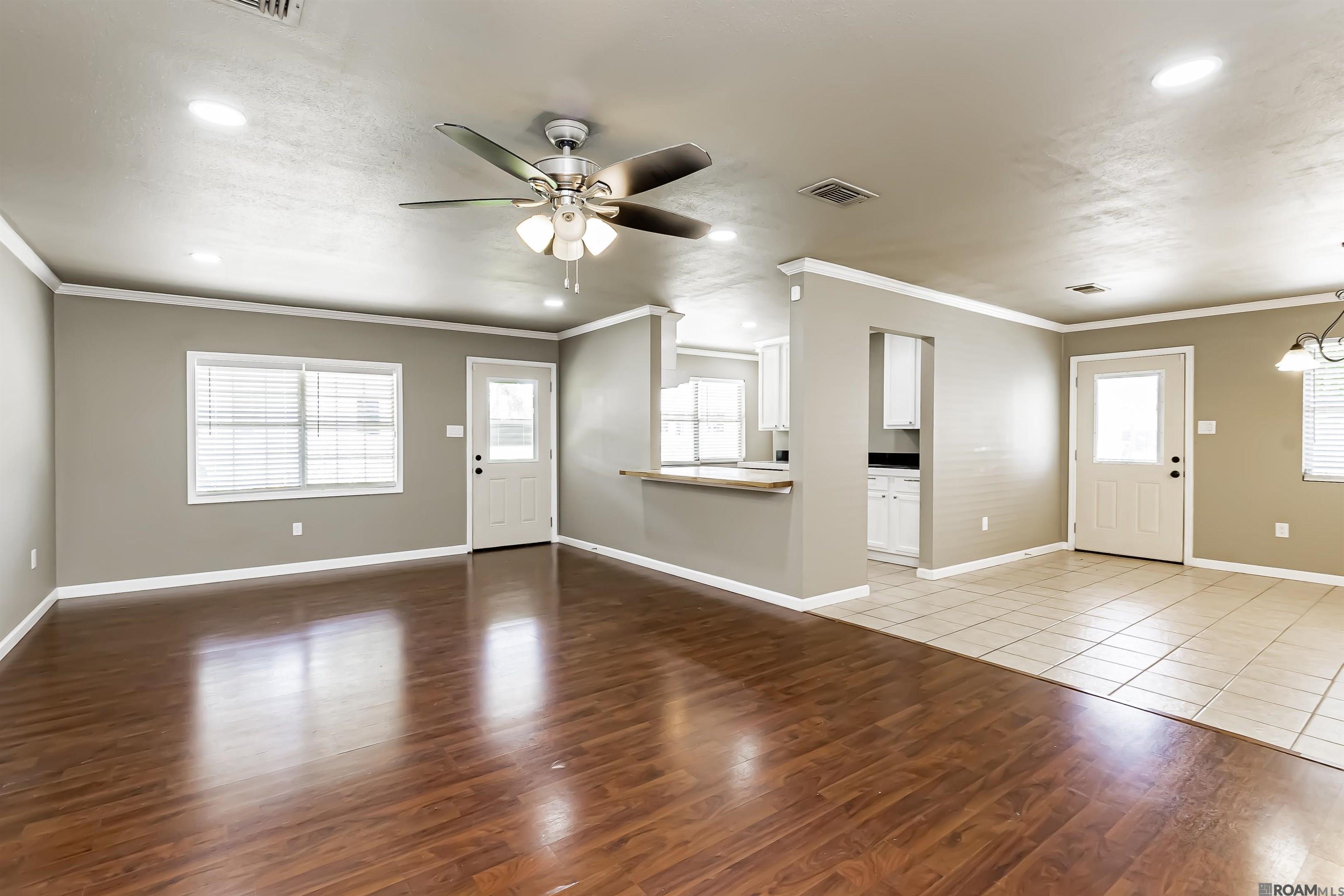321 Courthouse St, Port Allen, Louisiana image 5