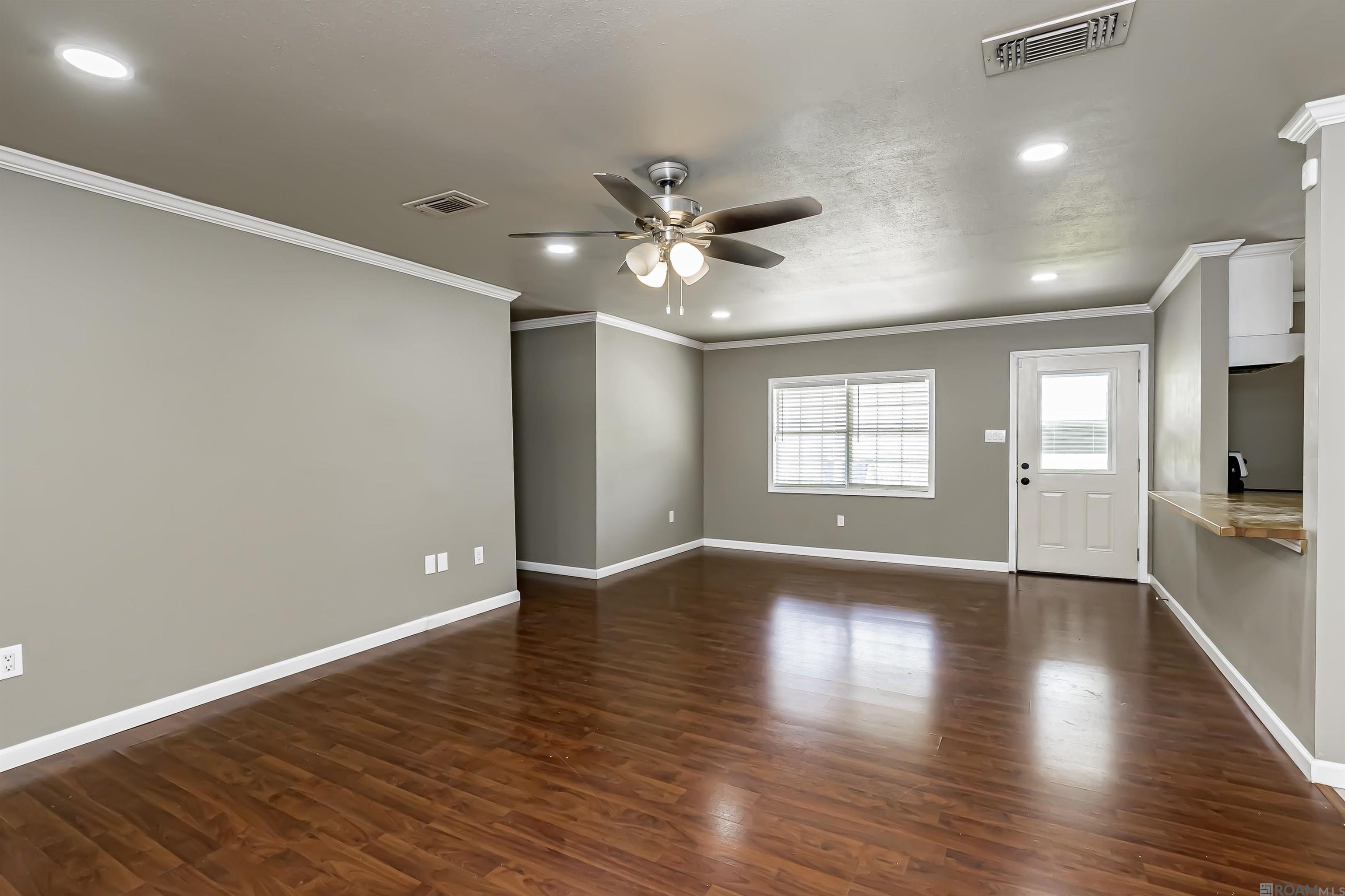 321 Courthouse St, Port Allen, Louisiana image 6