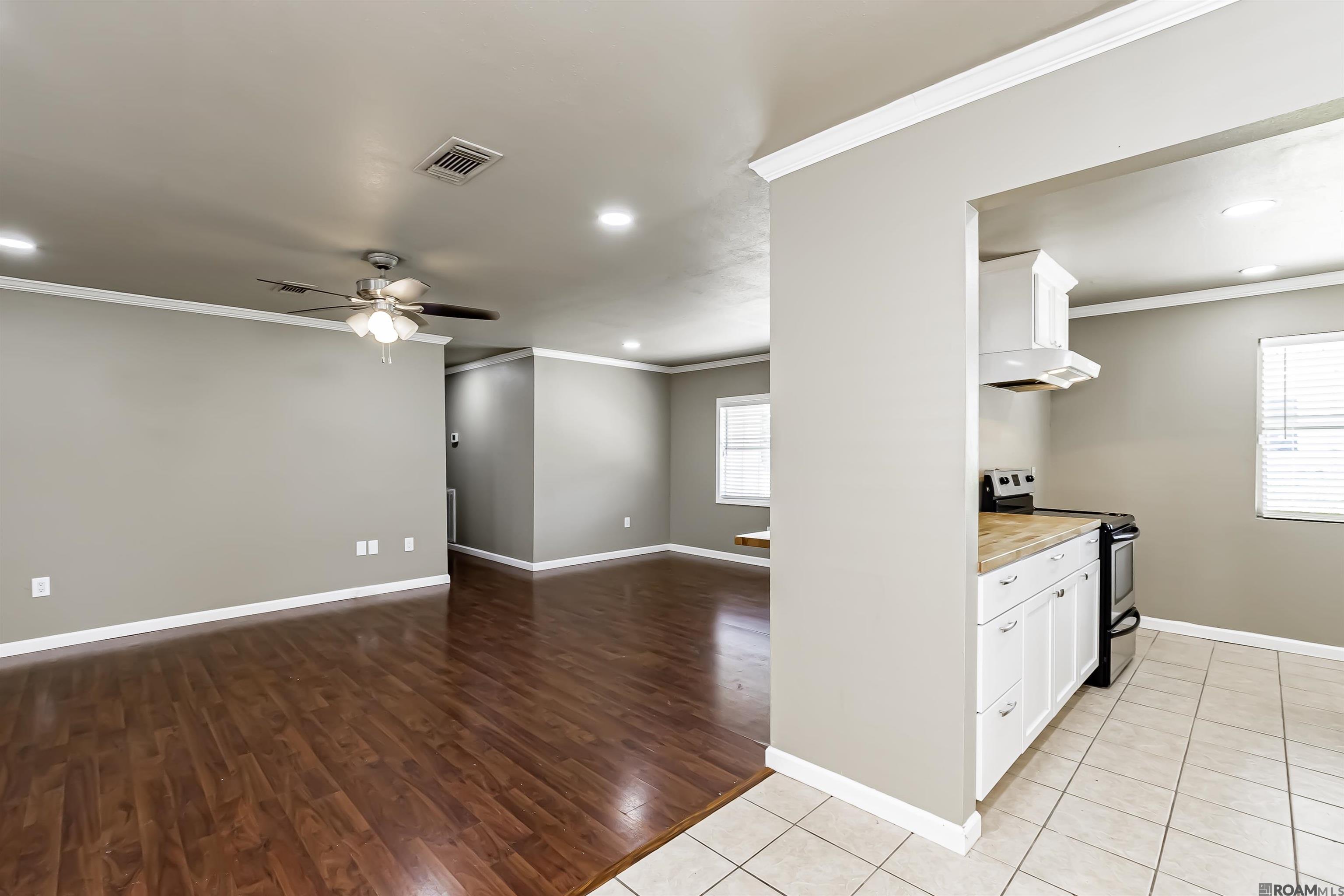 321 Courthouse St, Port Allen, Louisiana image 15