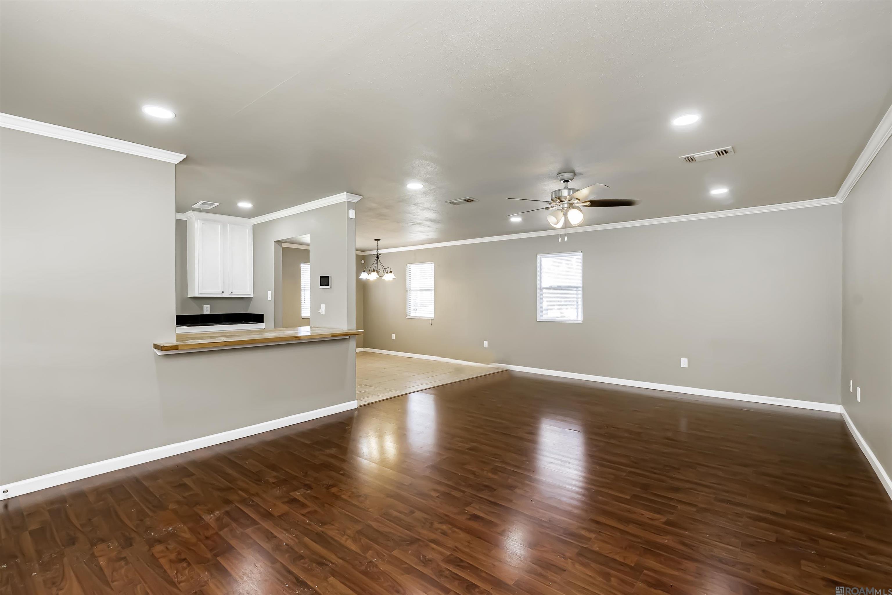 321 Courthouse St, Port Allen, Louisiana image 7