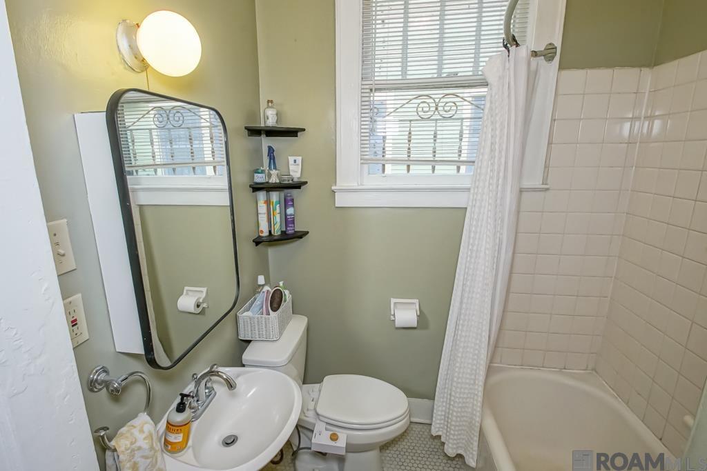 1934 Wisteria St, Baton Rouge, Louisiana image 26