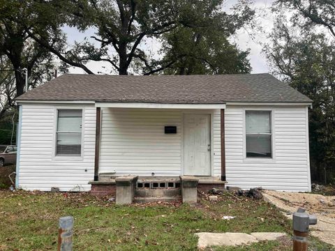 Homes For Sale - 1717 Sora St<br/> Baton Rouge, LA 70807