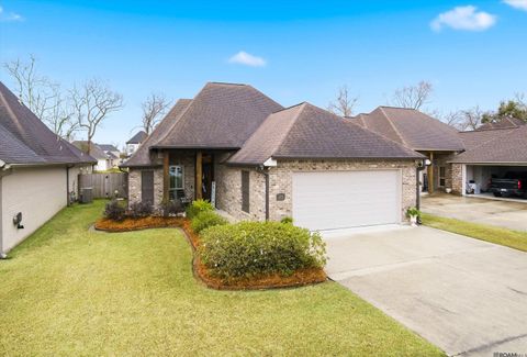 Homes For Sale - 12061 Rotterdam Ave<br/> Geismar, LA 70734