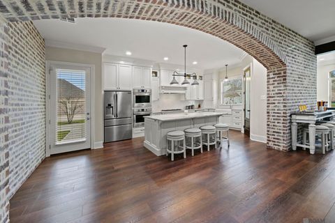 Homes For Sale - 36528 Royal Oak Dr<br/> Ascension County, Prairieville, LA 70769