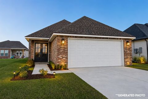 Homes For Sale - 204 Couch Drive<br/> Thibodaux, LA 70301