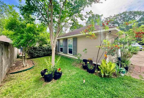 Homes For Rent - 10942 Neale Fraser Dr #C<br/> Baton Rouge, LA 70810