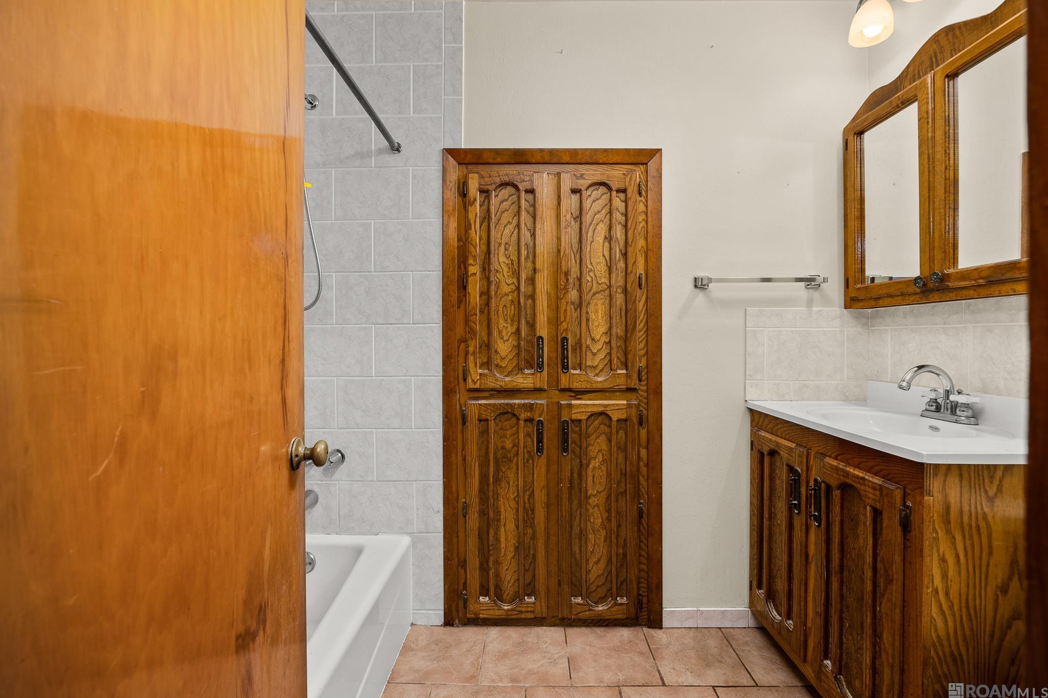 2411 Boxwood Dr, Baker, Louisiana image 16