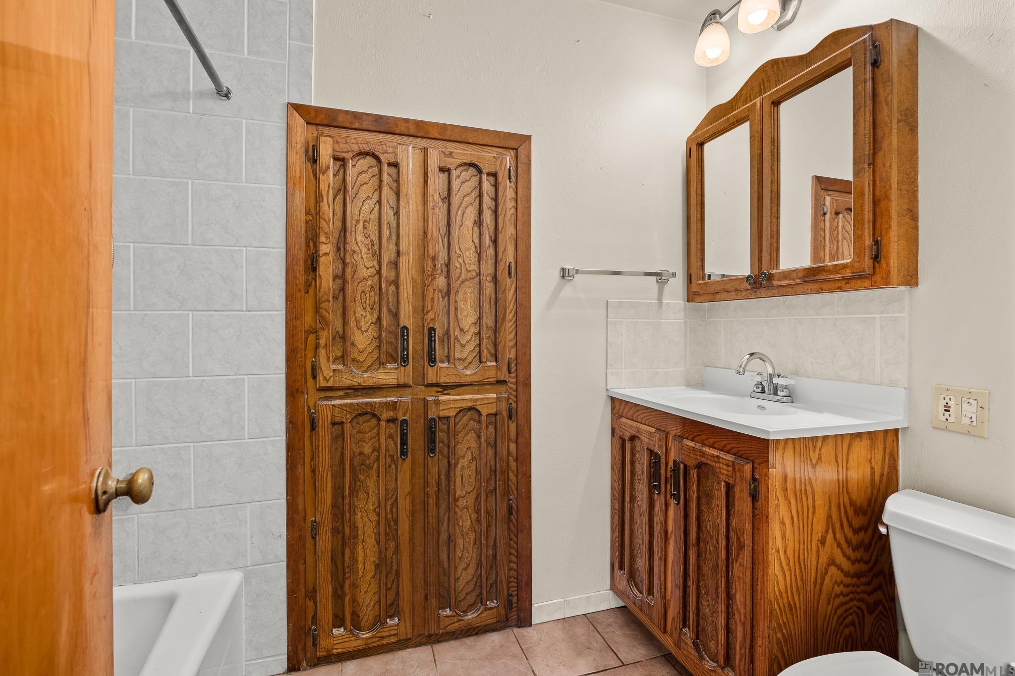 2411 Boxwood Dr, Baker, Louisiana image 15