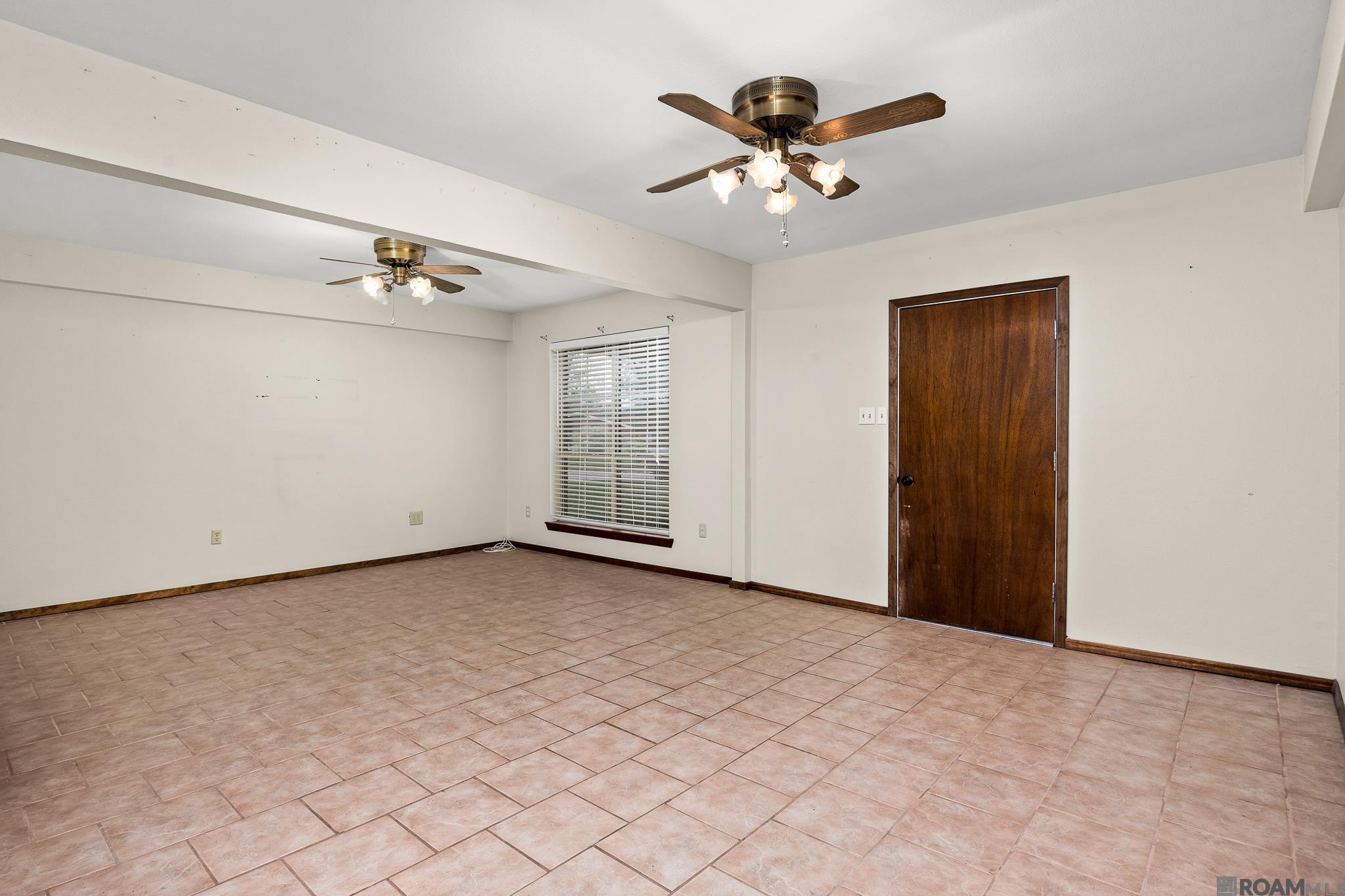 2411 Boxwood Dr, Baker, Louisiana image 3