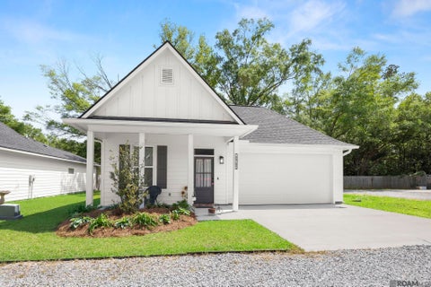 Homes For Sale - 10782 Sage Dr<br/> Walker, LA 70785