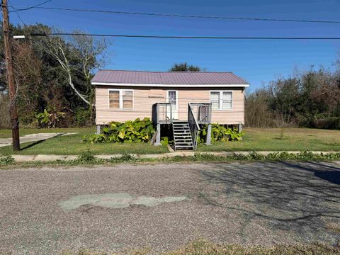 Homes For Sale - 147 & 153 Marjorie St<br/> Dulac, LA 70353