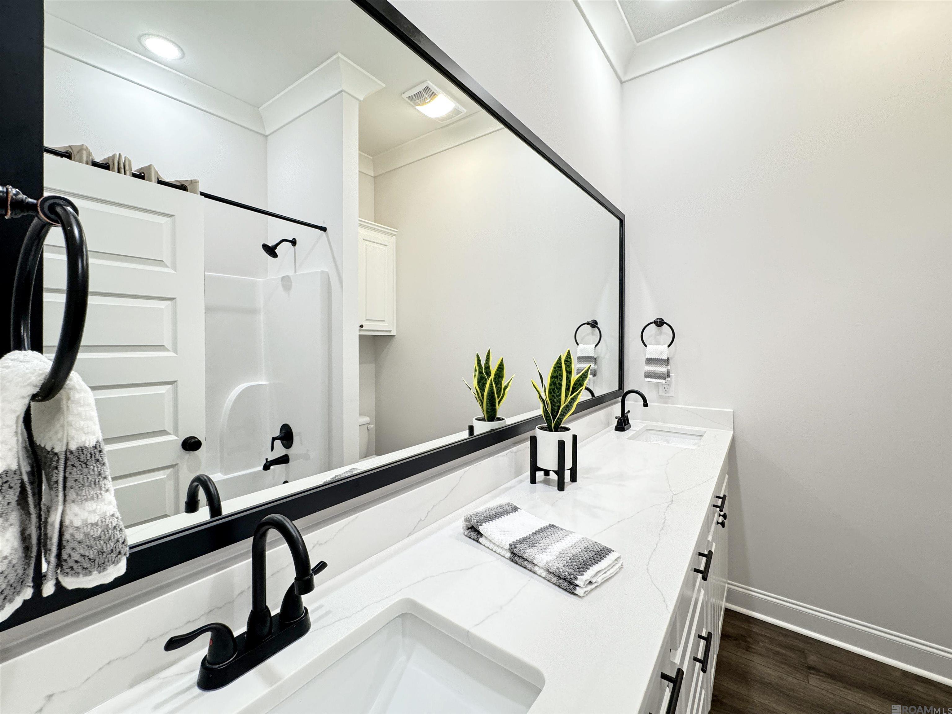 42540 Ron St, Gonzales, Louisiana image 20