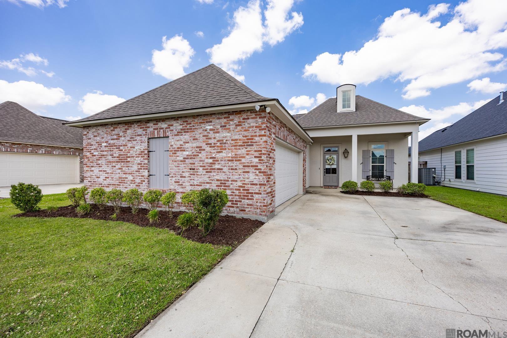 538 Flycatcher Dr, Baton Rouge, Louisiana image 1