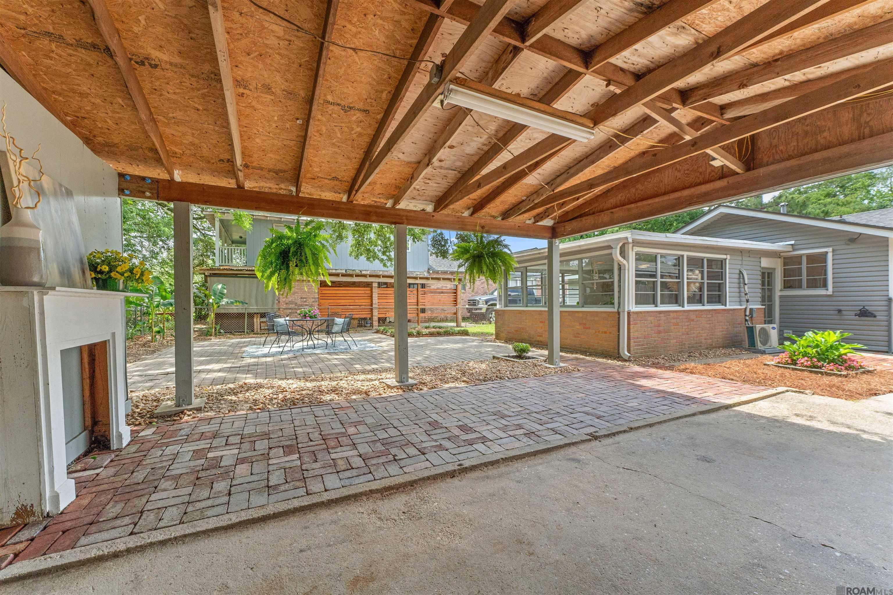 1958 Christian St, Baton Rouge, Louisiana image 22