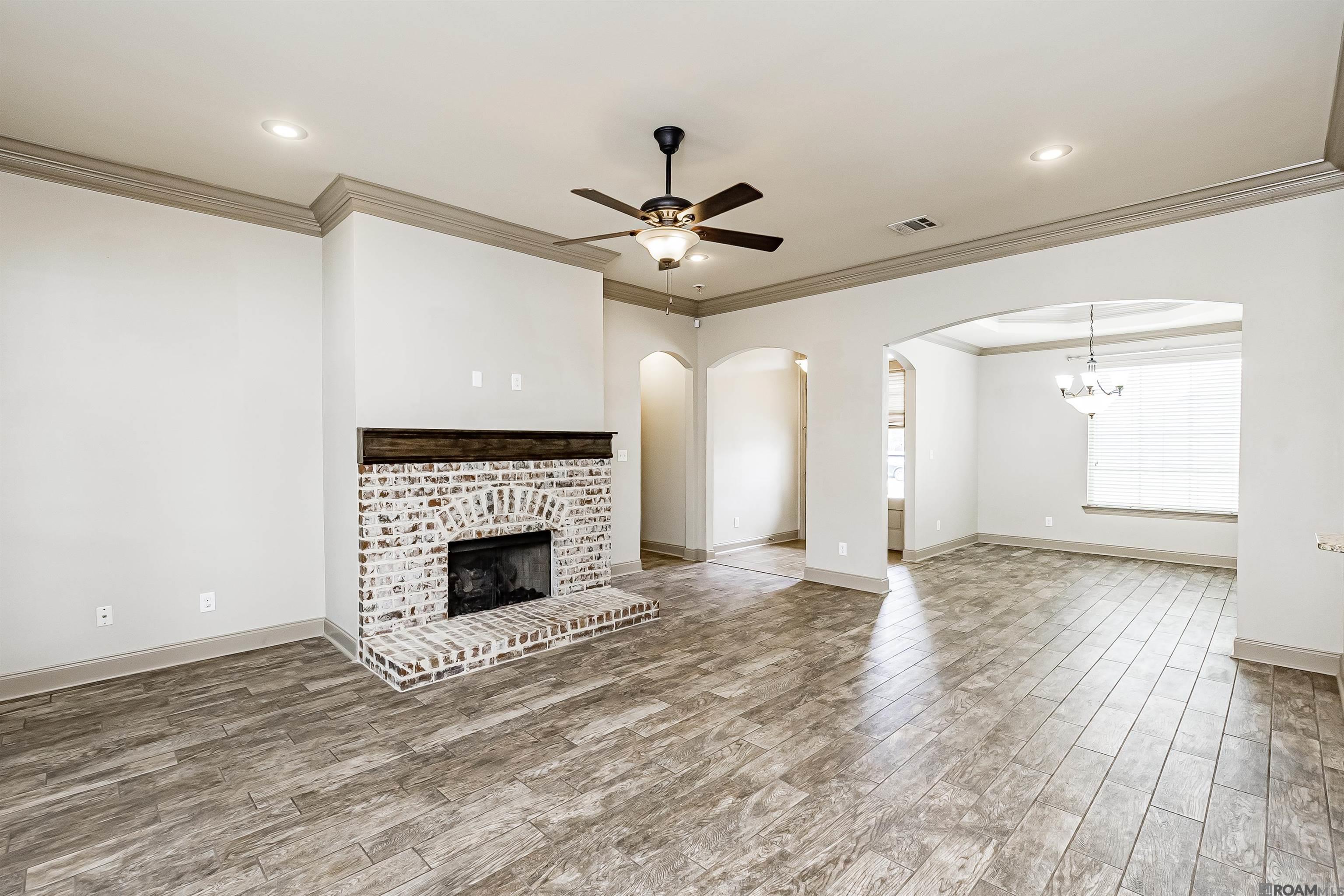 10561 Creek Haven Ln, Denham Springs, Louisiana image 5