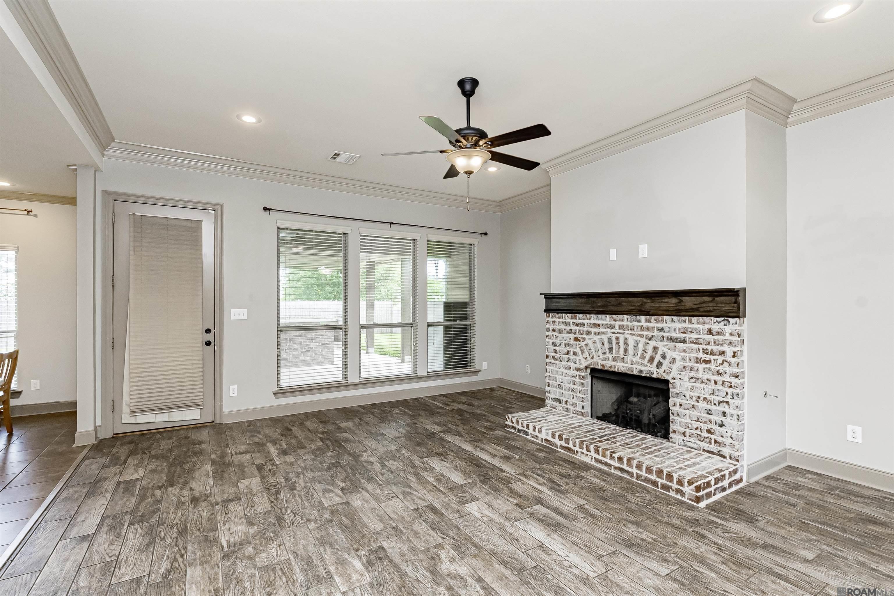 10561 Creek Haven Ln, Denham Springs, Louisiana image 6