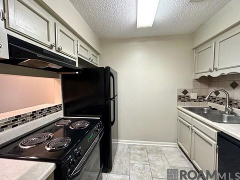 Condo For Sale - 5232 Buttercreek Ln #F6<br/> Baton Rouge, LA 70809