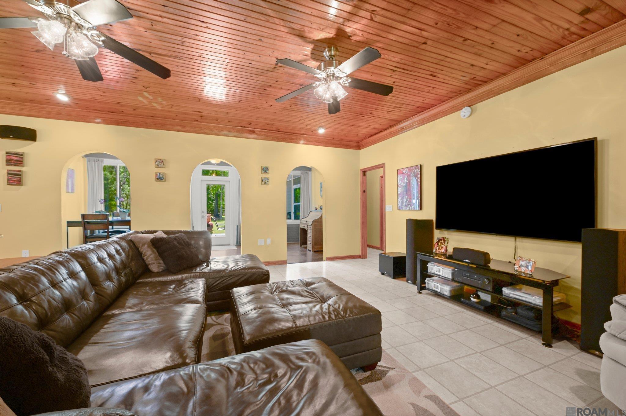 21320 Walker South Rd, Denham Springs, Louisiana image 12