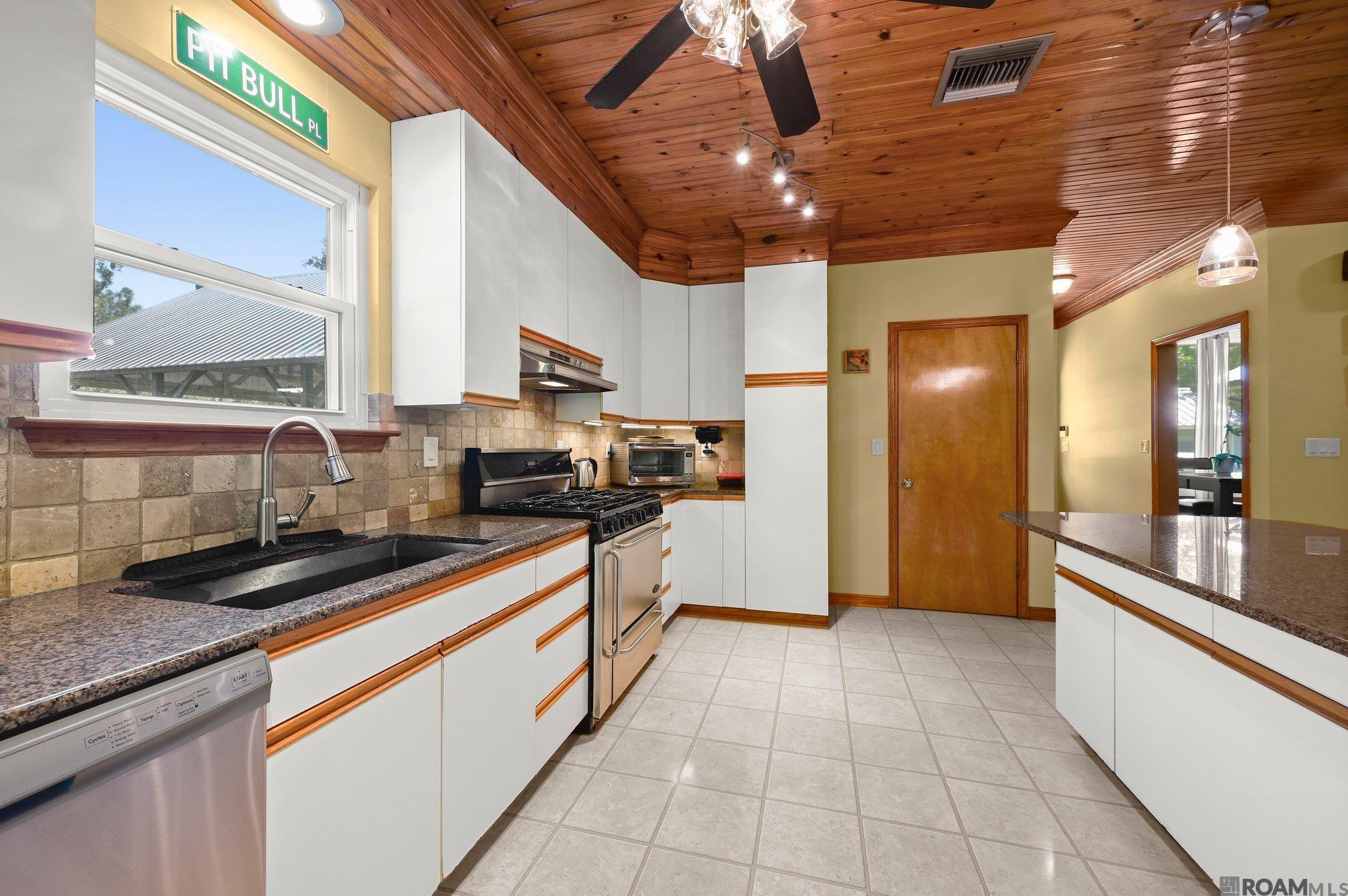 21320 Walker South Rd, Denham Springs, Louisiana image 14