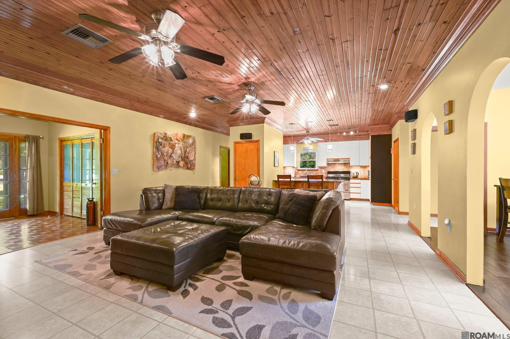 21320 Walker South Rd, Denham Springs, Louisiana image 10
