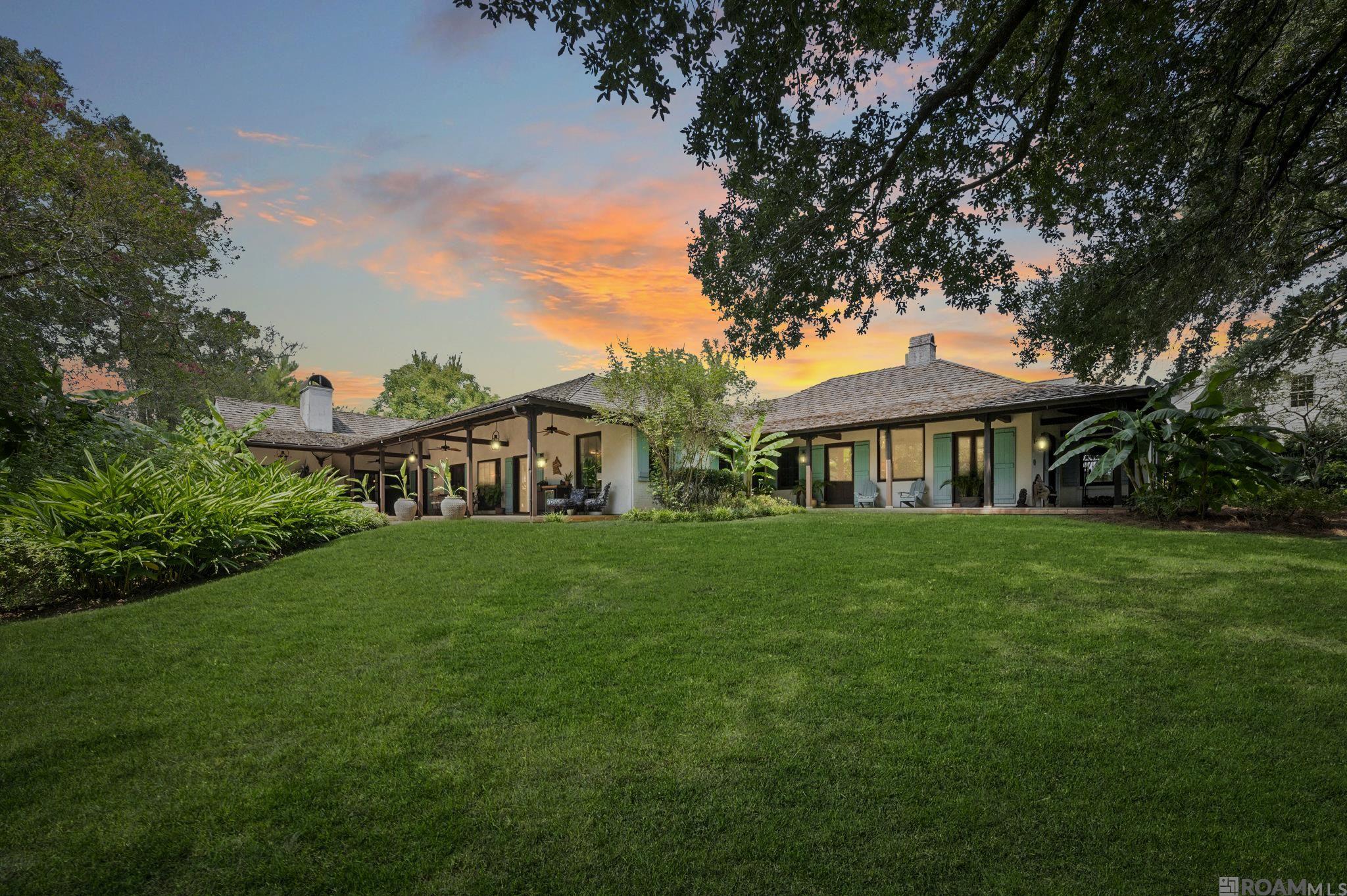 Baton Rouge, Louisiana, 70808, United States, 4 Bedrooms Bedrooms, ,5 BathroomsBathrooms,Residential,Active,1945865