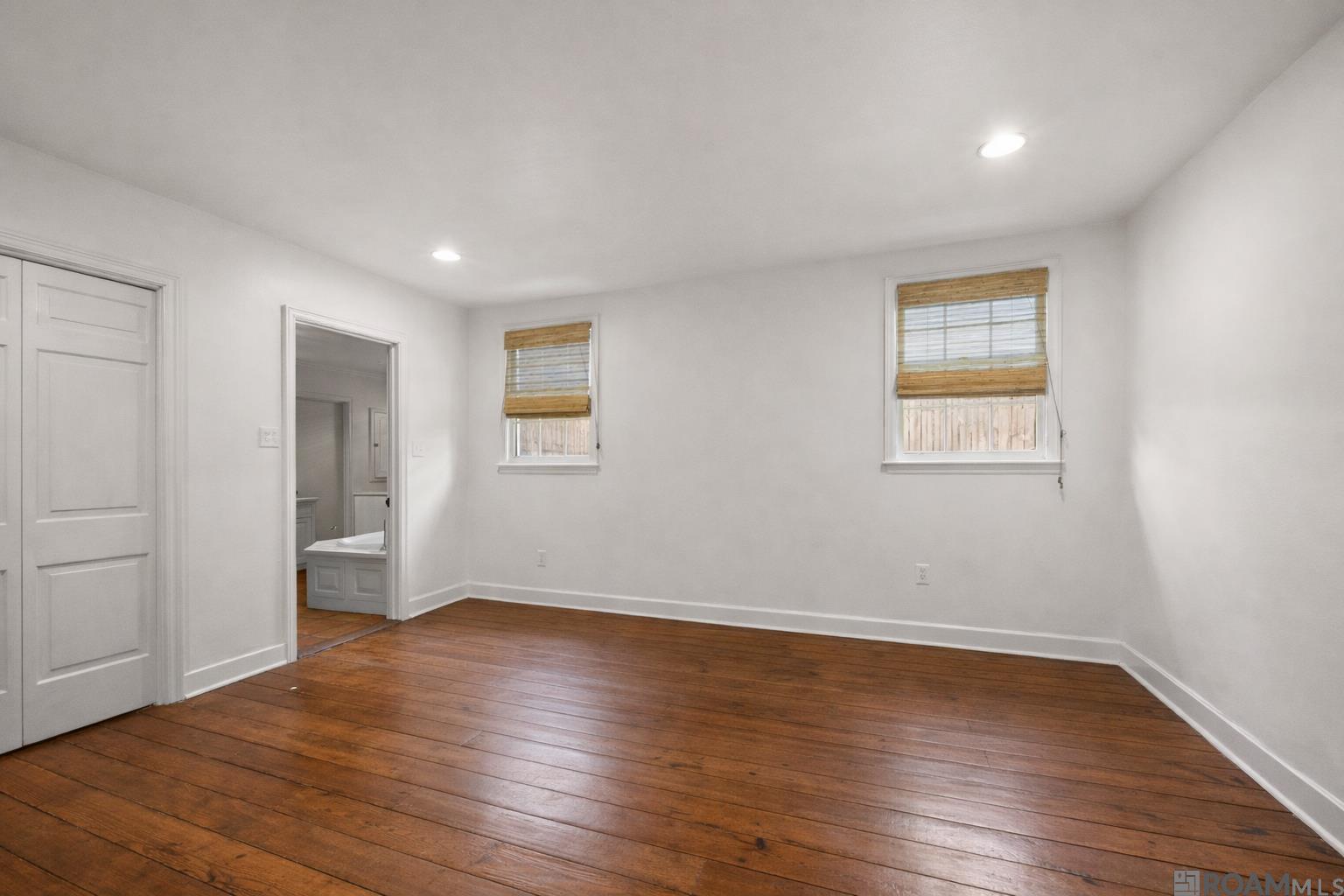Baton Rouge, Louisiana, 70808, United States, 4 Bedrooms Bedrooms, ,5 BathroomsBathrooms,Residential,Active,1945865