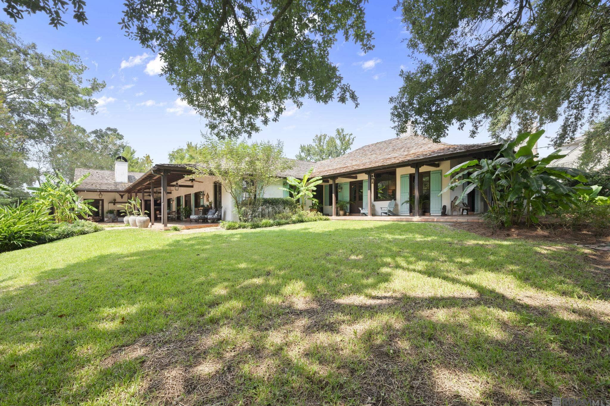 Baton Rouge, Louisiana, 70808, United States, 4 Bedrooms Bedrooms, ,5 BathroomsBathrooms,Residential,Active,1945865
