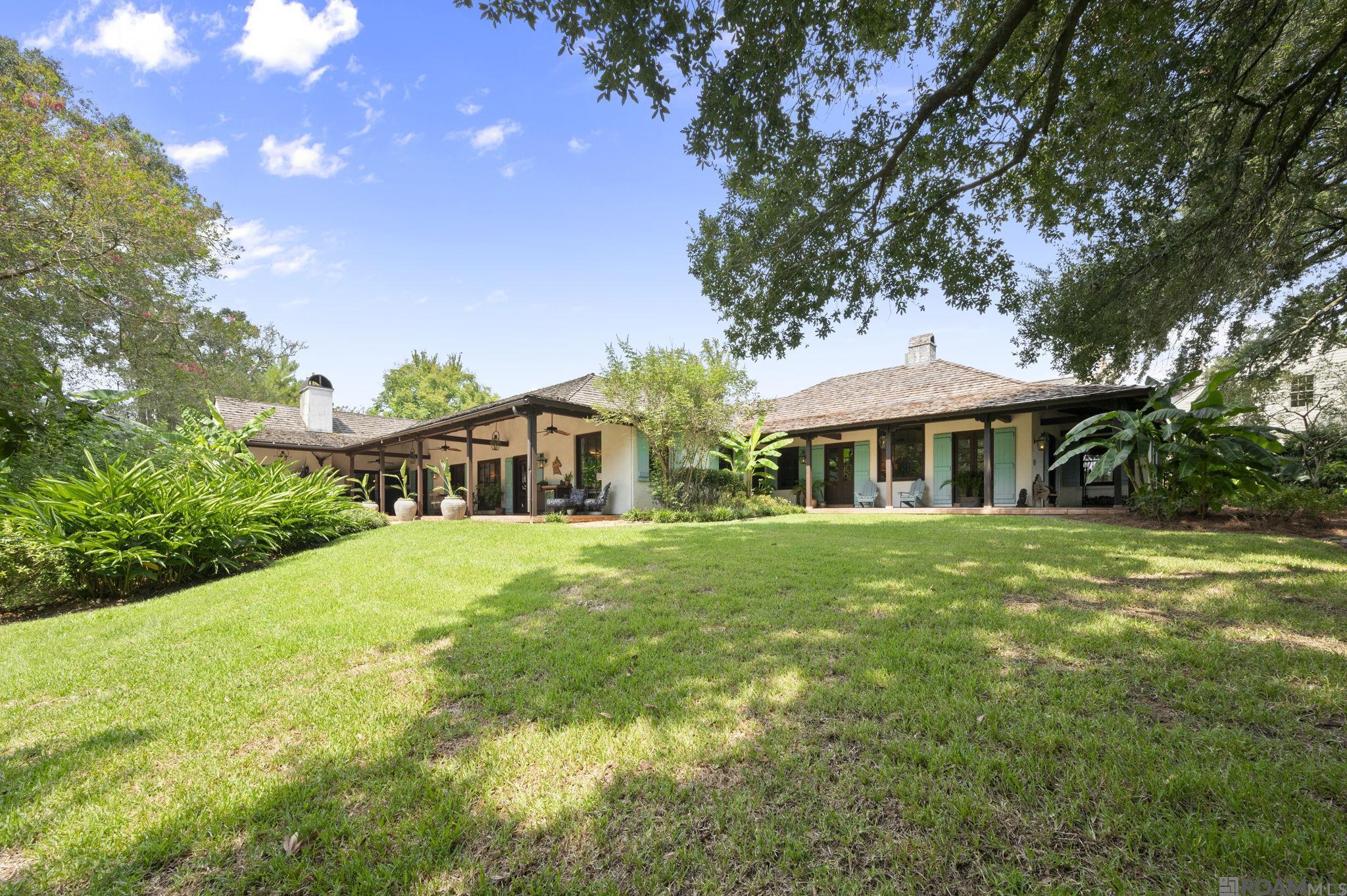 Baton Rouge, Louisiana, 70808, United States, 4 Bedrooms Bedrooms, ,5 BathroomsBathrooms,Residential,Active,1945865