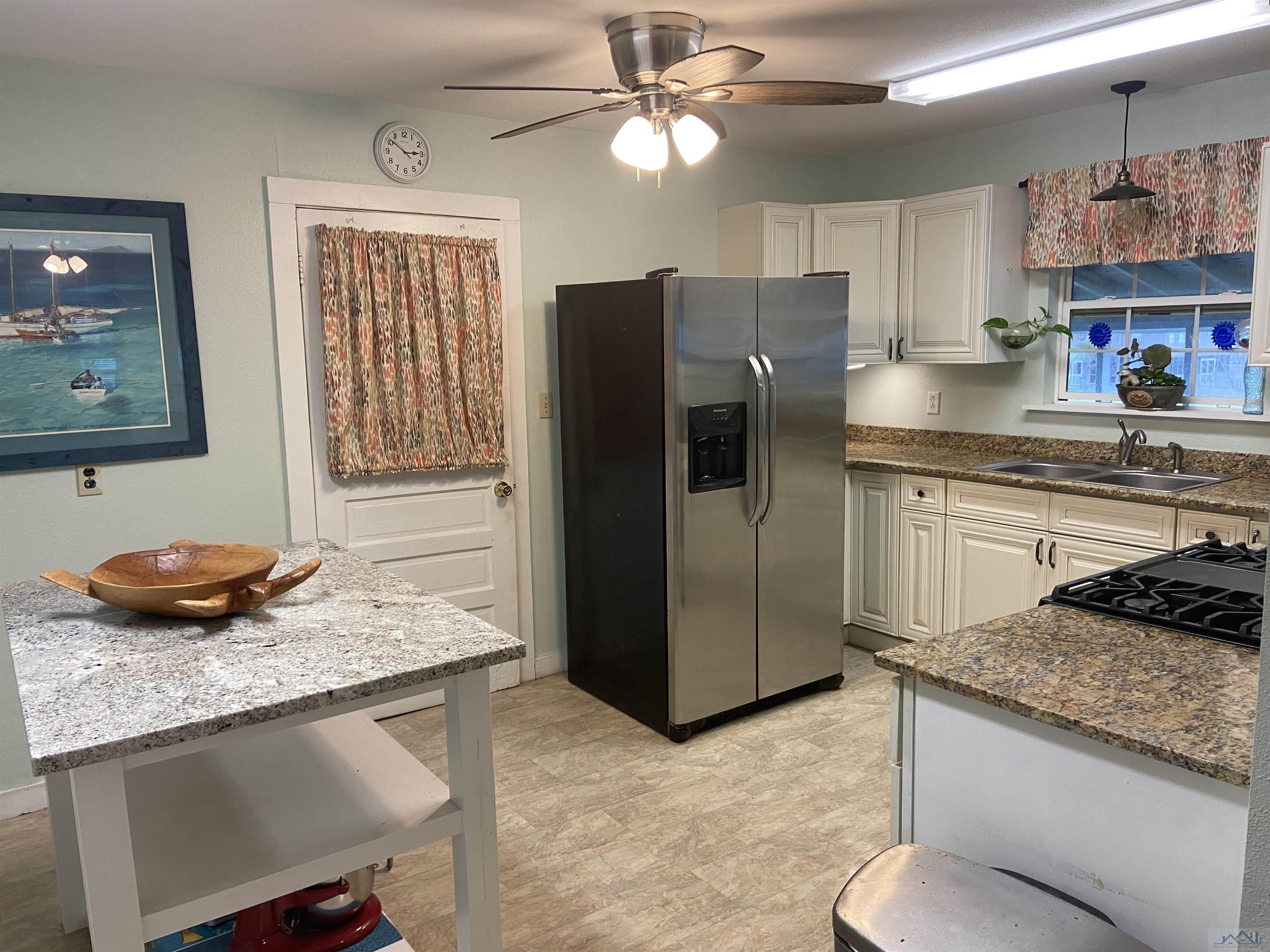128 Herwig Lane, Grand Isle, Louisiana image 4