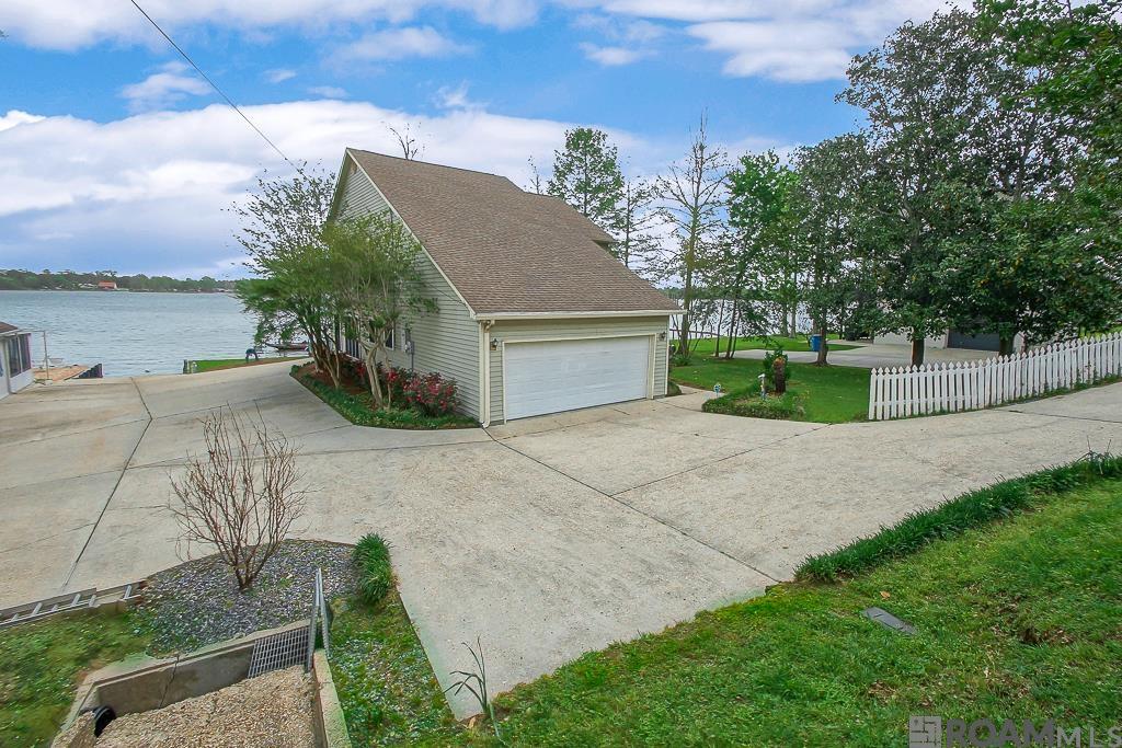 6332 False River Rd, Oscar, Louisiana image 2