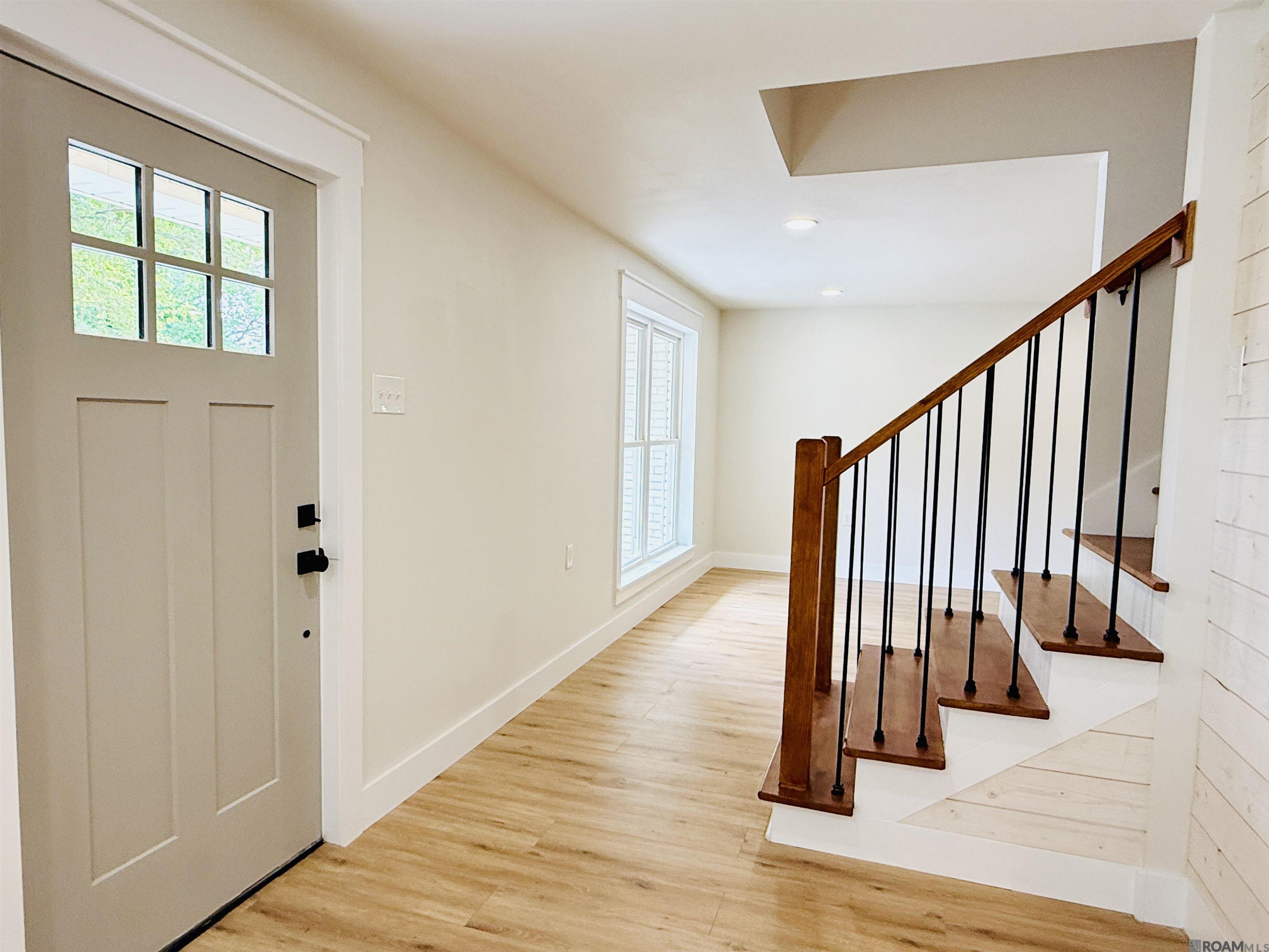 379 Wilton Dr