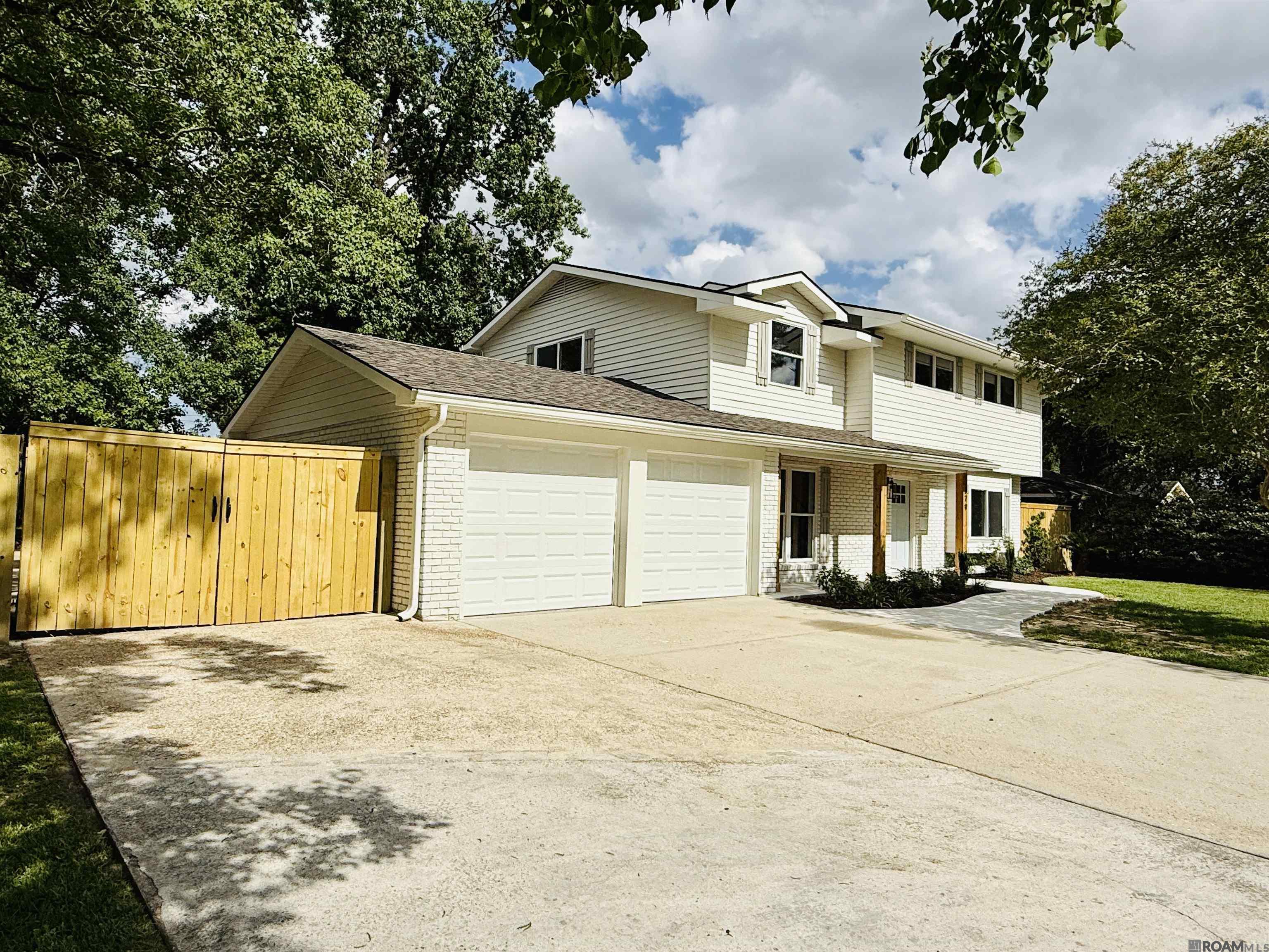 379 Wilton Dr