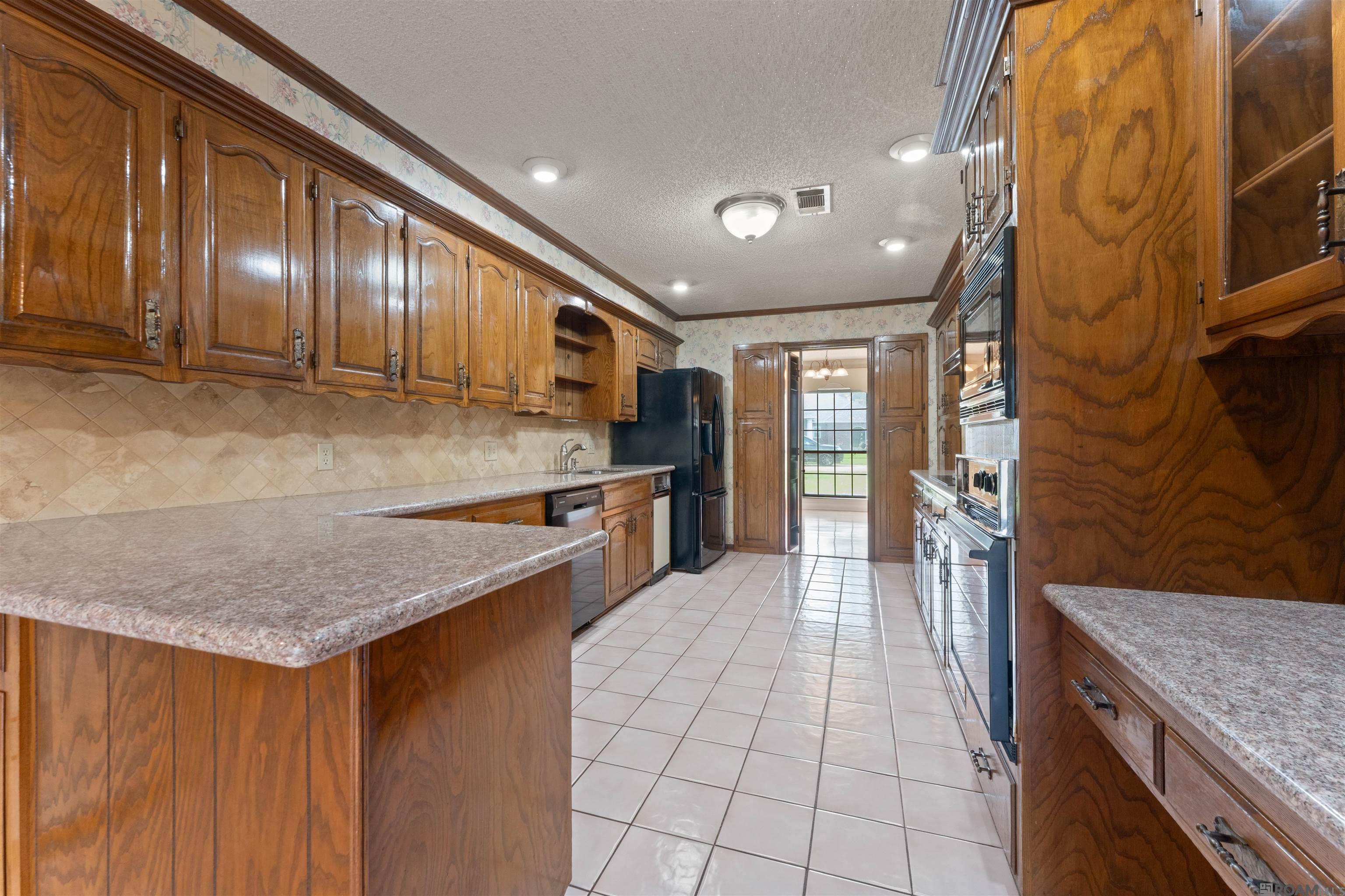 12015 Lake Lery Ave, Baton Rouge, Louisiana image 9