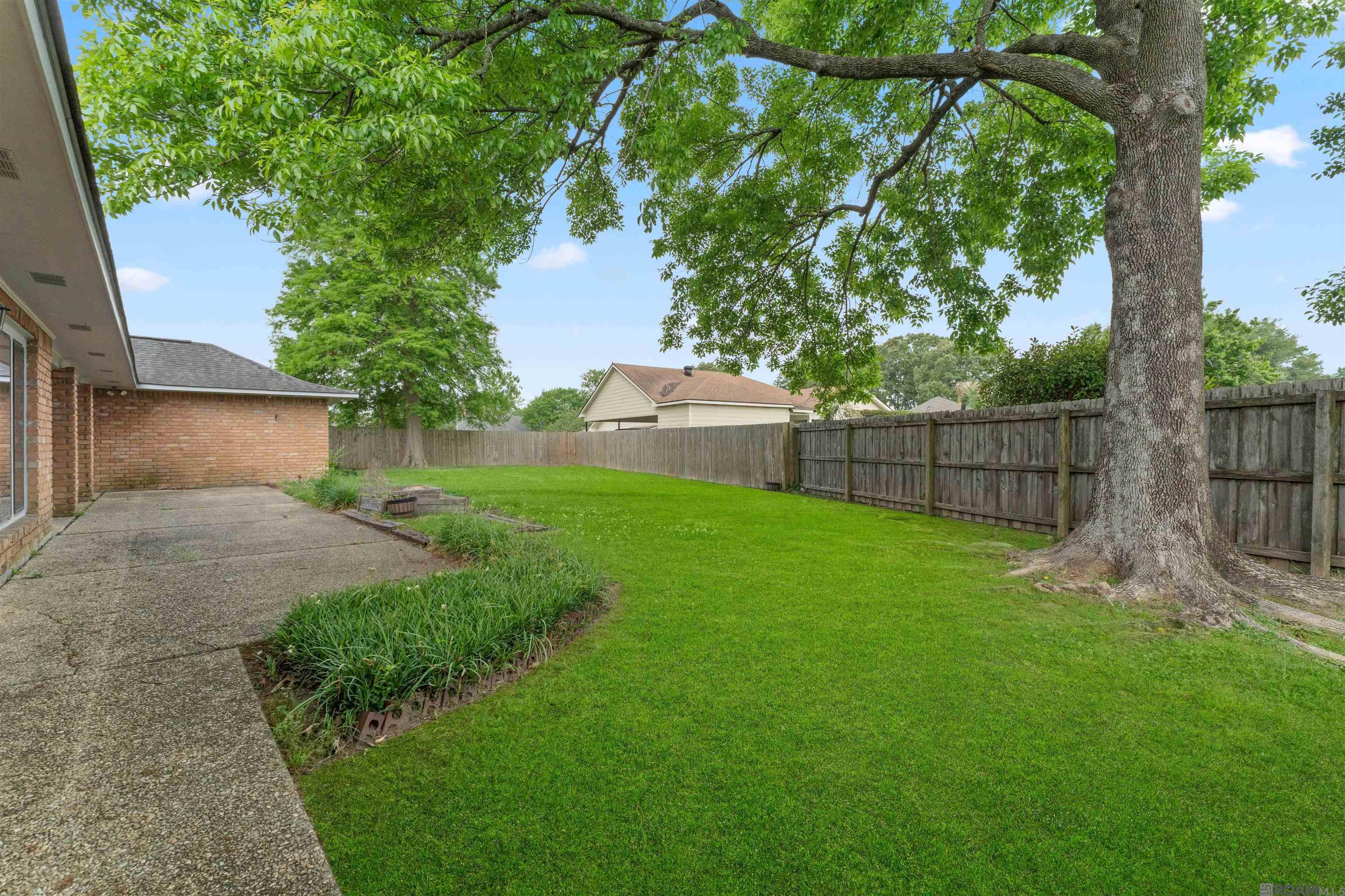 12015 Lake Lery Ave, Baton Rouge, Louisiana image 26