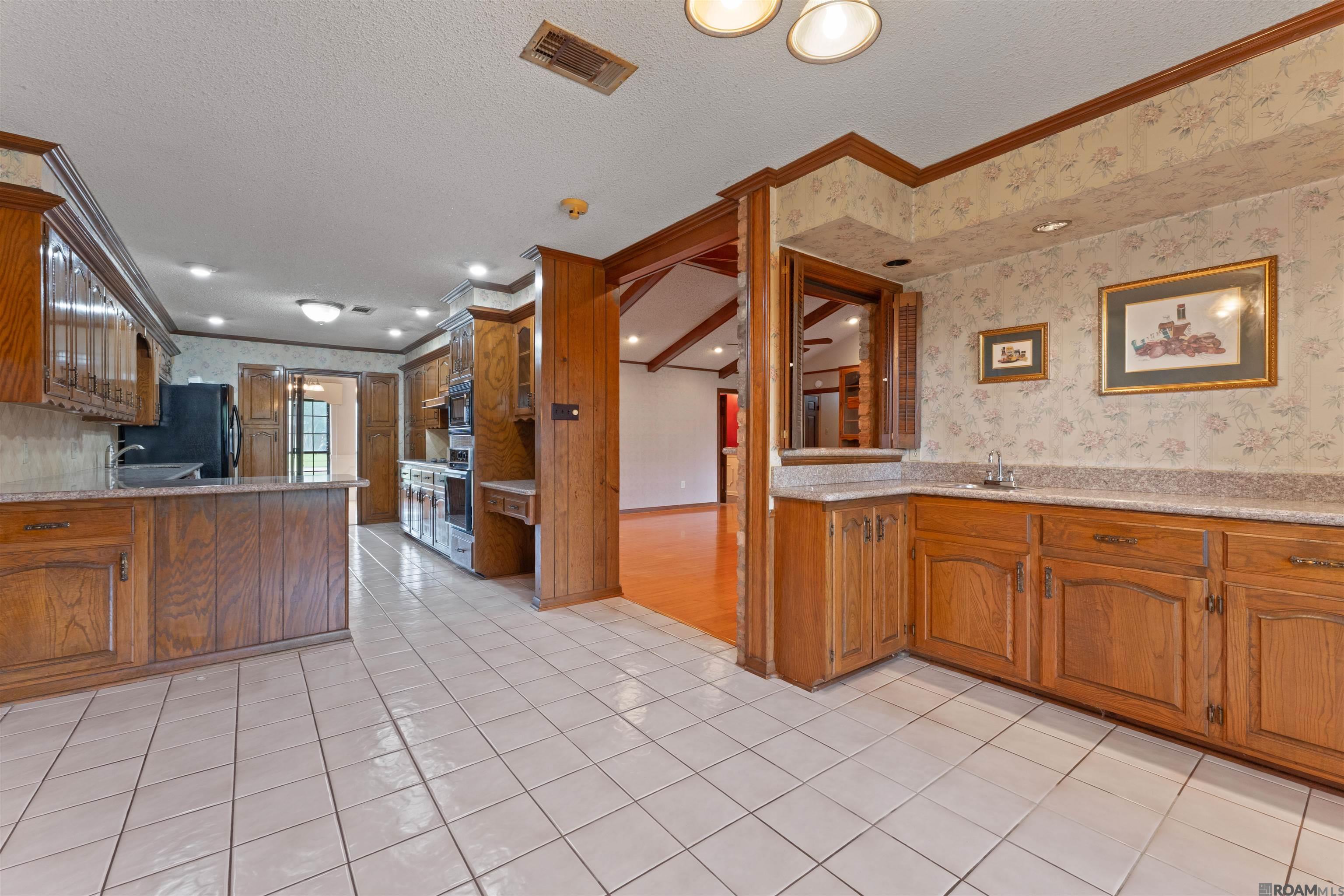 12015 Lake Lery Ave, Baton Rouge, Louisiana image 13