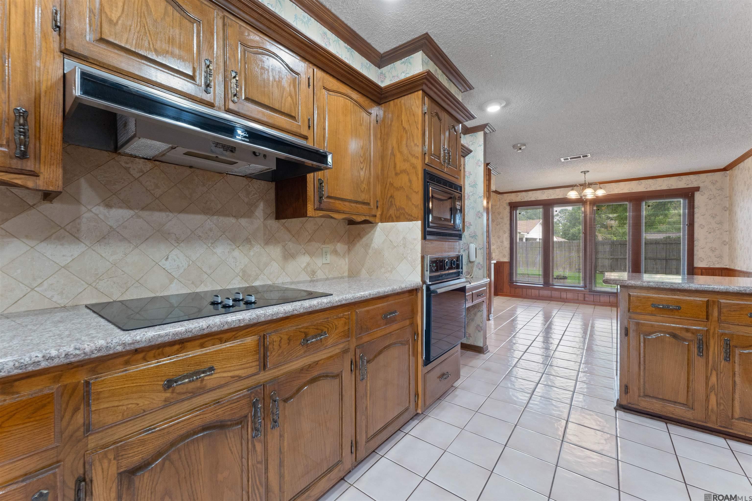 12015 Lake Lery Ave, Baton Rouge, Louisiana image 11