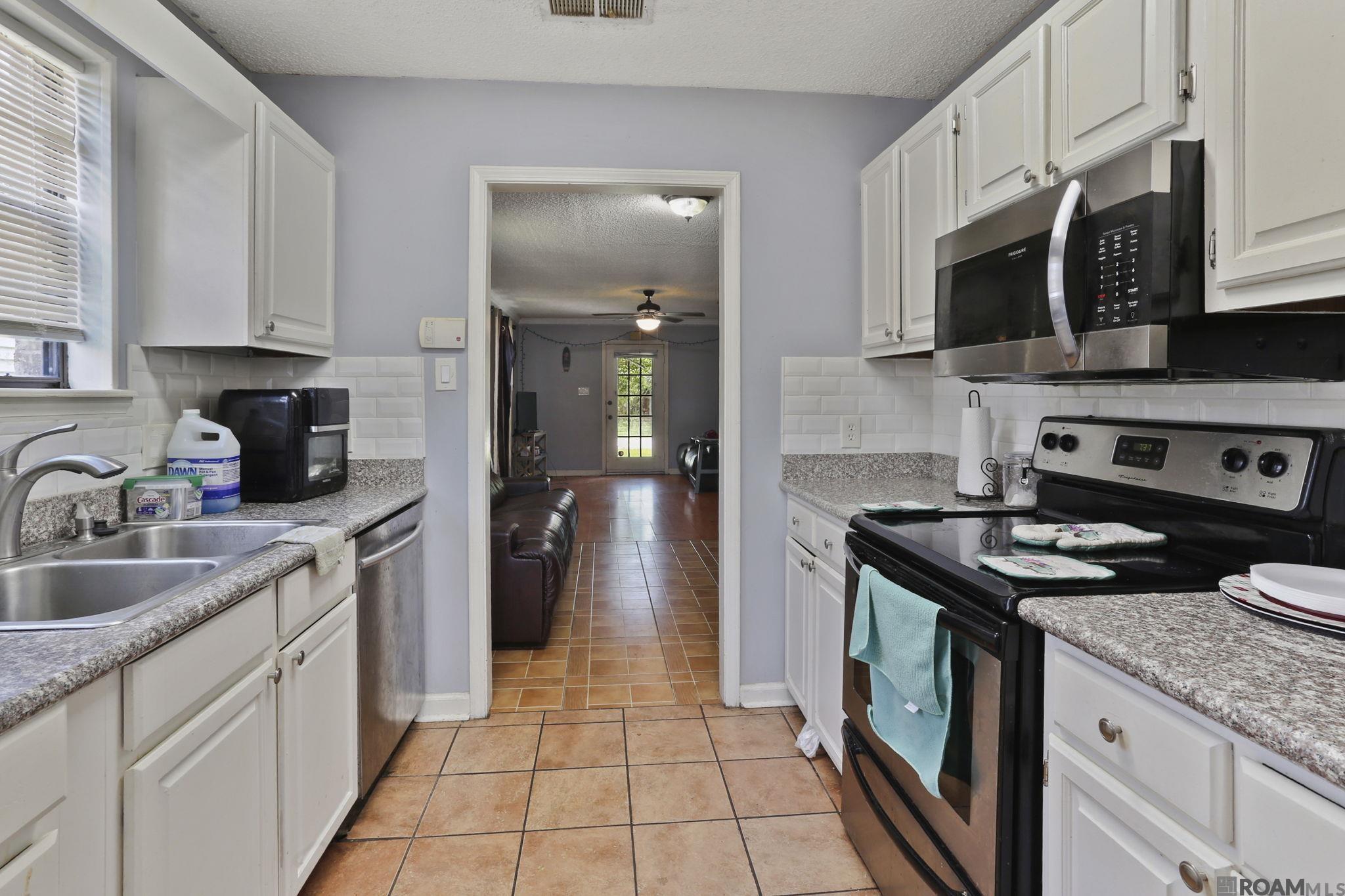 5136 Cumberland Cove Dr, Baton Rouge, Louisiana image 6