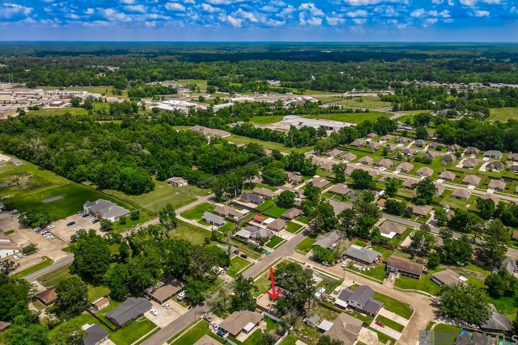 1129 E Grace St, Gonzales, Louisiana image 30