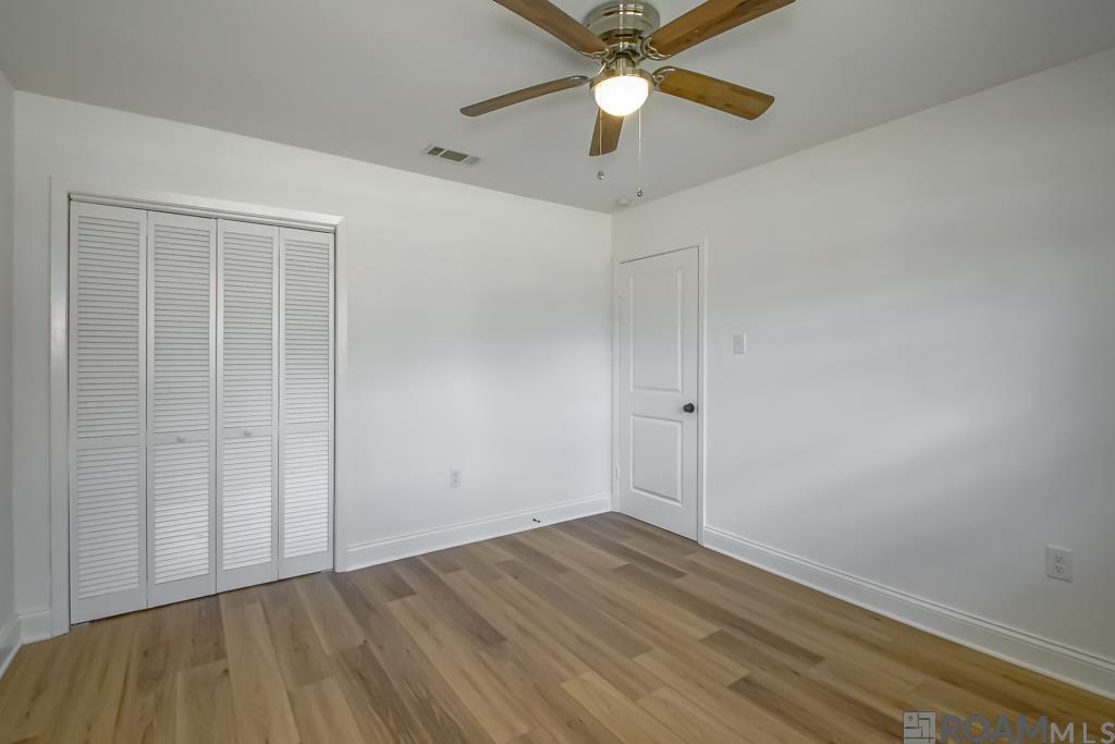 1129 E Grace St, Gonzales, Louisiana image 18