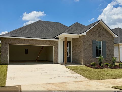 Homes For Sale - 9059 Parkway Dr<br/> Baton Rouge, LA 70810