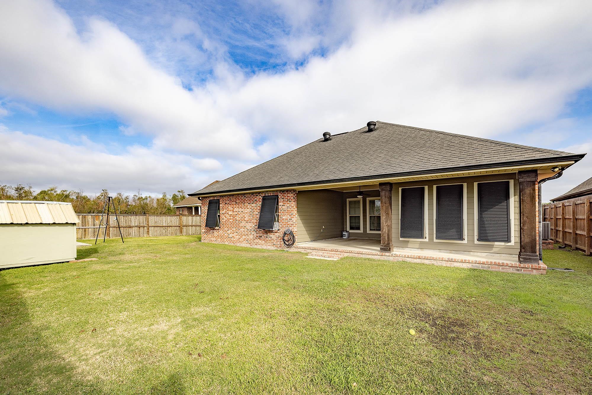 306 Mandalay West Drive, Houma, Louisiana image 5