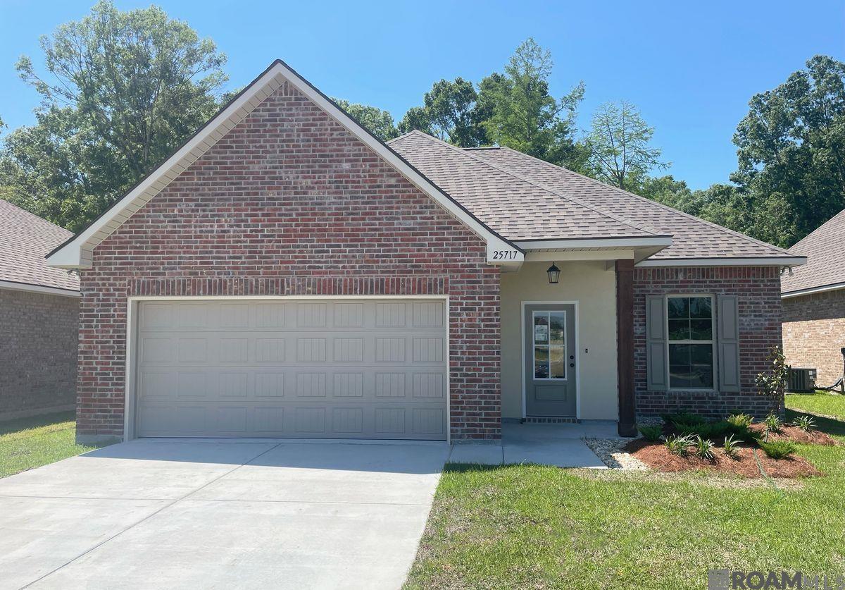 25717 Tarver Dr, Denham Springs, Louisiana image 1