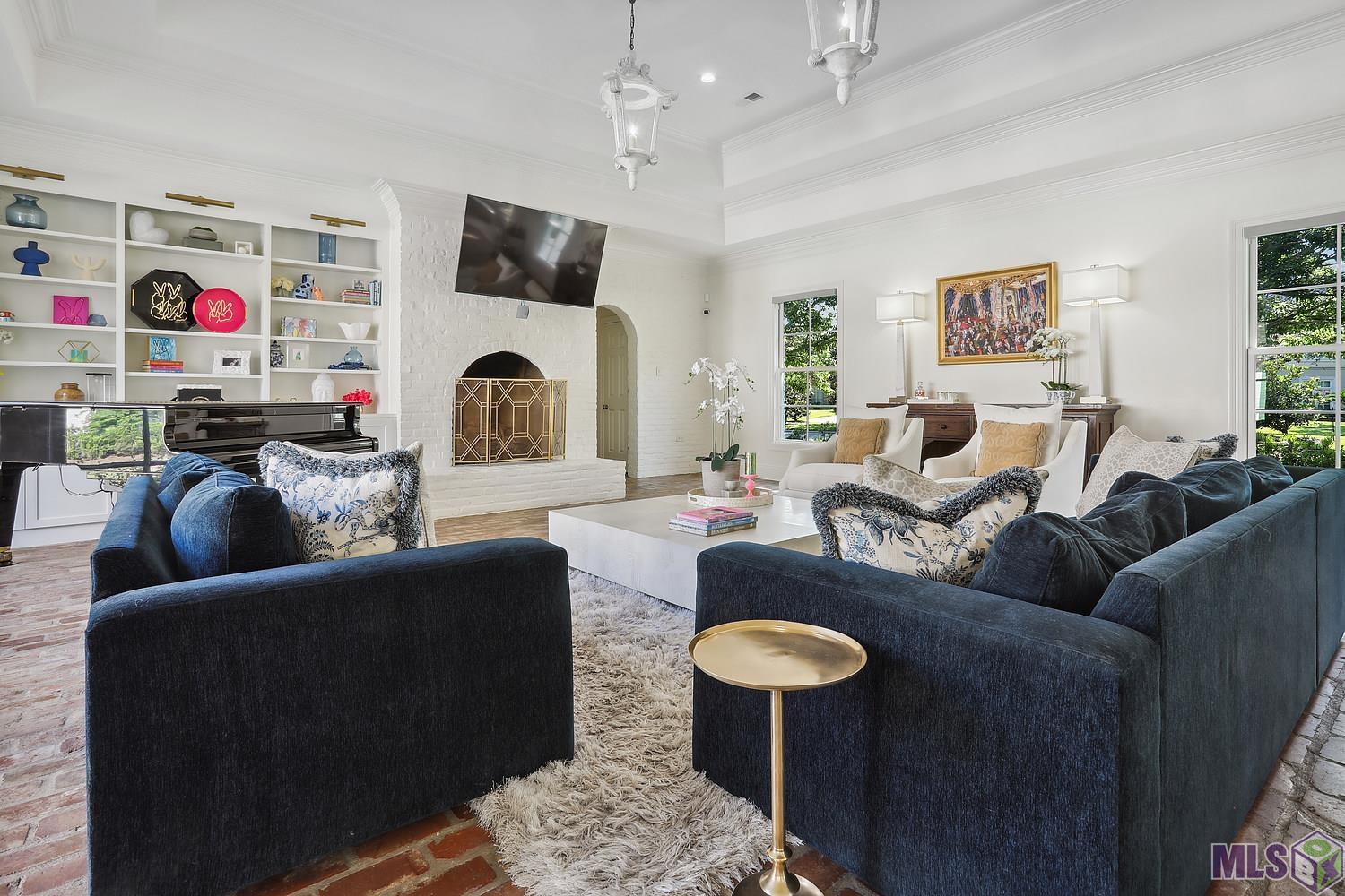 Baton Rouge, Louisiana 70810, United States, 4 Bedrooms Bedrooms, ,4 BathroomsBathrooms,Residential,Contingent,57400