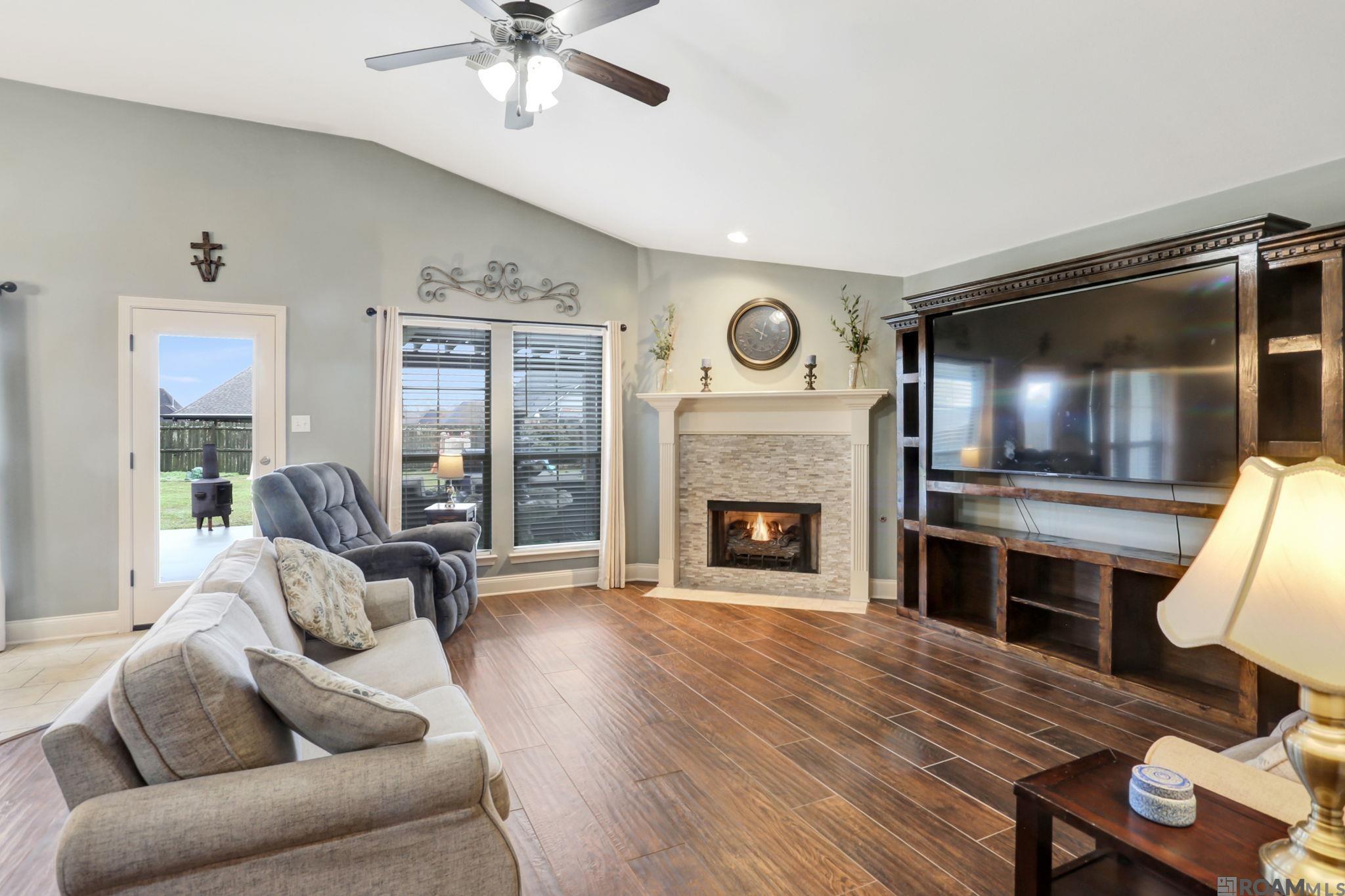 41427 Waterstone Ave, Prairieville, Louisiana image 5