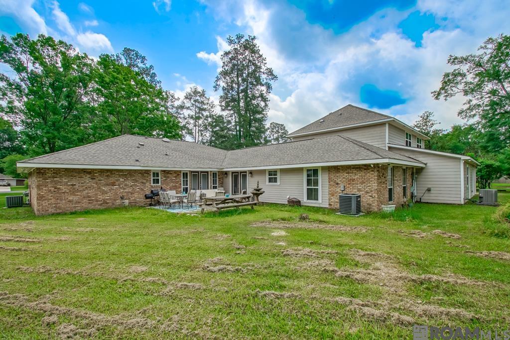 6213 Donnybrook Ave, Greenwell Springs, Louisiana image 38